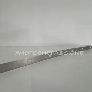 Reggetta  / stainless steel crown (under rivets)